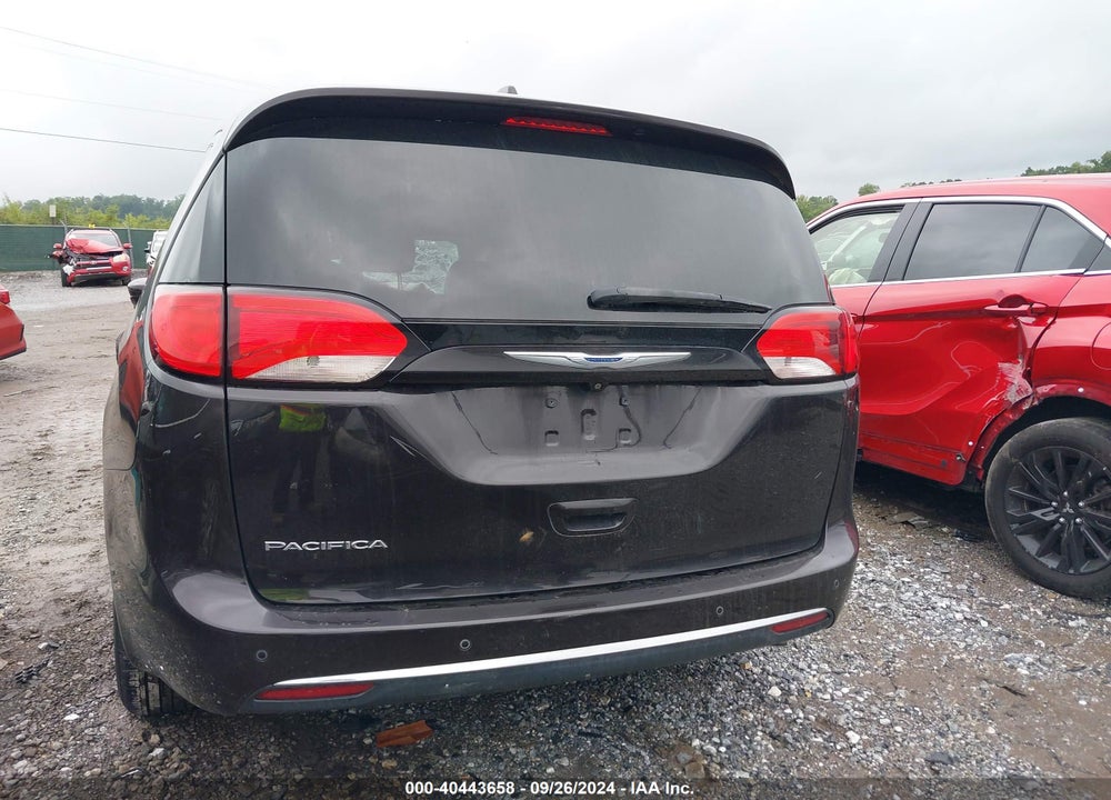 2017 CHRYSLER PACIFICA TOURING L PLUS VIN: 2C4RC1EG6HR627877
