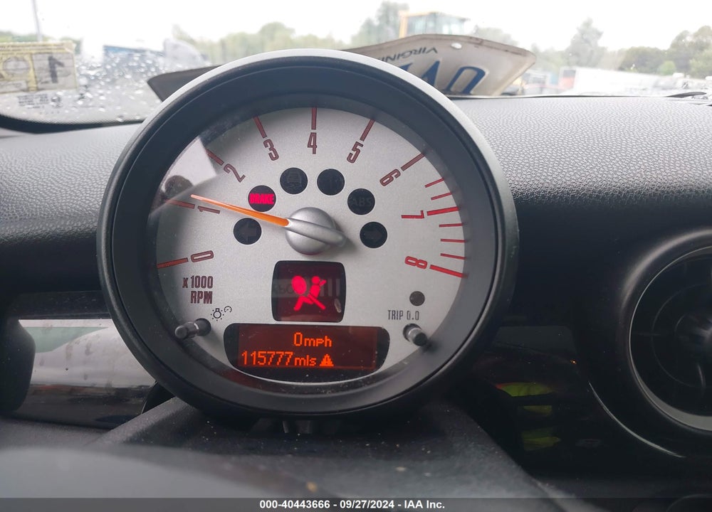 2013 MINI HARDTOP COOPER VIN: WMWSU3C54DT371220