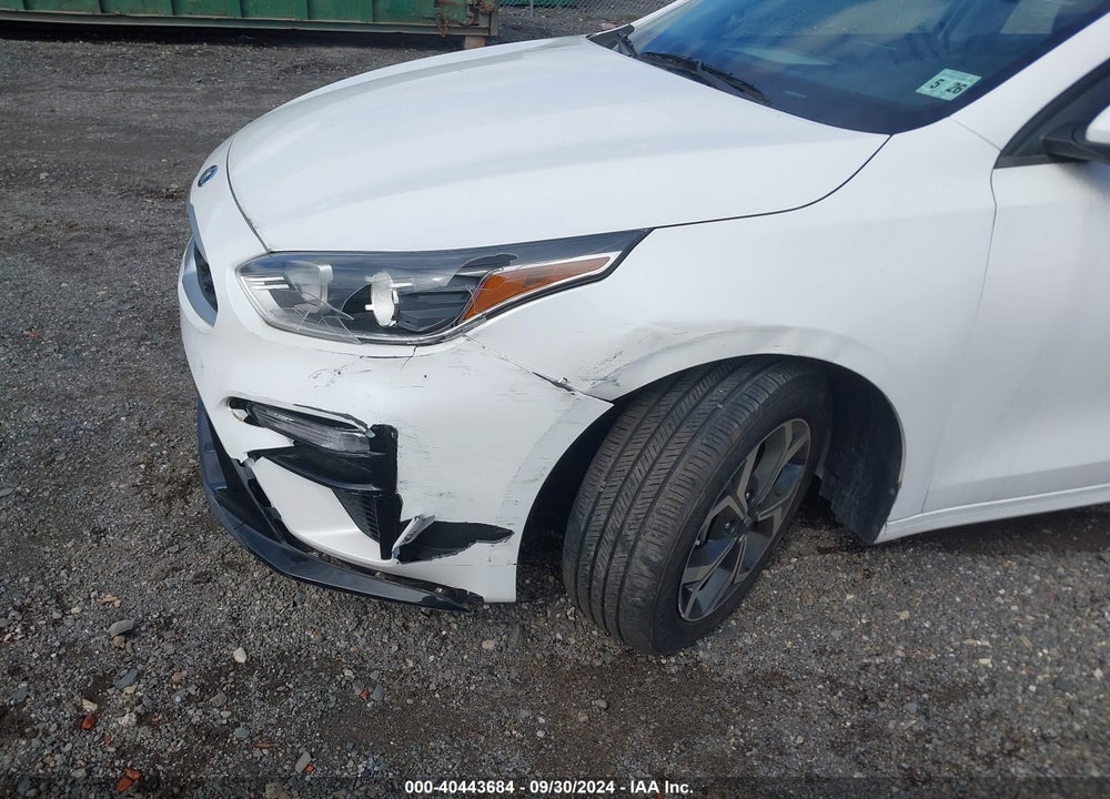2021 KIA FORTE LXS VIN: 3KPF24AD0ME300521