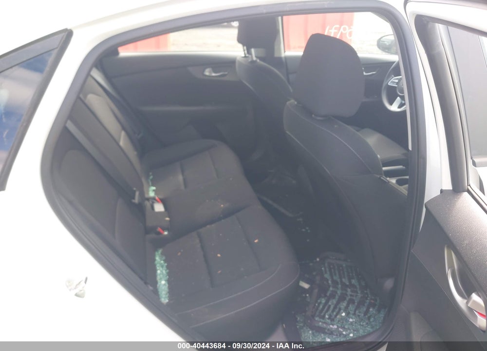 2021 KIA FORTE LXS VIN: 3KPF24AD0ME300521