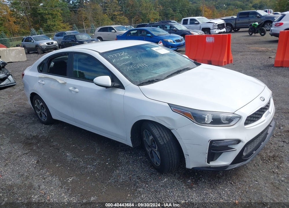 2021 KIA FORTE LXS VIN: 3KPF24AD0ME300521