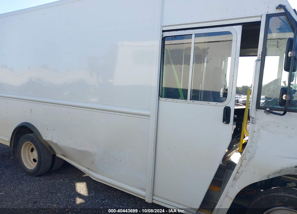 2022 FORD F-59 COMMERCIAL STRIPPED VIN: 1F64F5KNXN0A17985