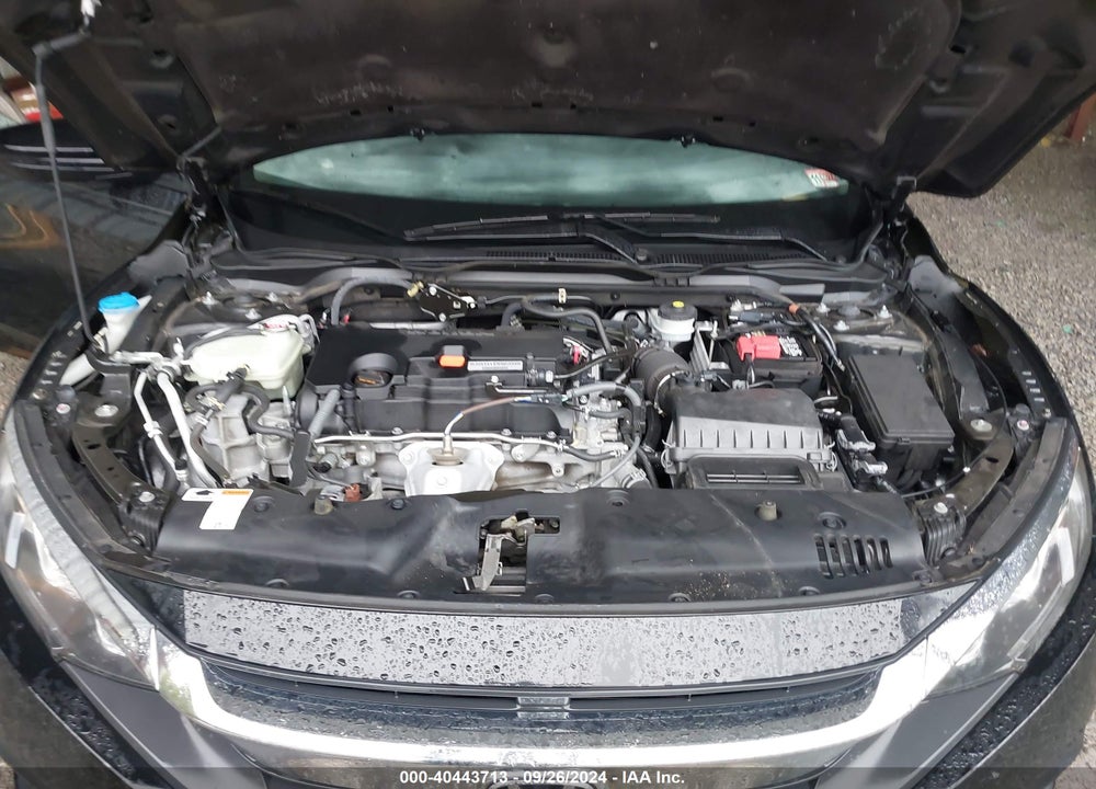 2018 HONDA CIVIC LX VIN: 2HGFC2F5XJH522150