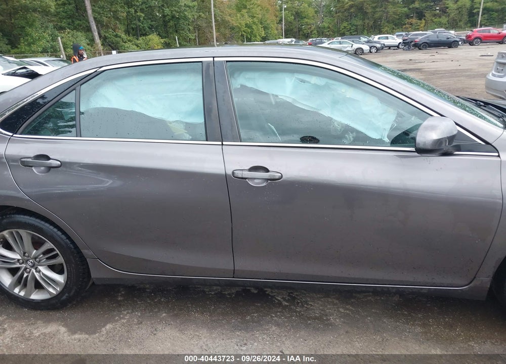 2017 TOYOTA CAMRY SE VIN: 4T1BF1FK4HU748739