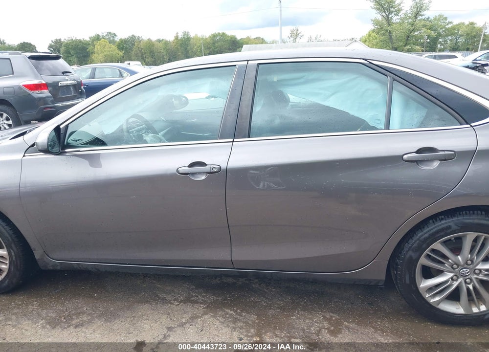 2017 TOYOTA CAMRY SE VIN: 4T1BF1FK4HU748739