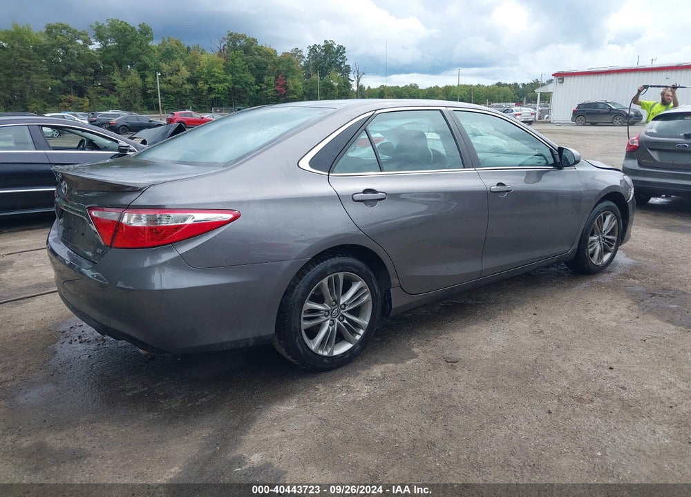 2017 TOYOTA CAMRY SE VIN: 4T1BF1FK4HU748739