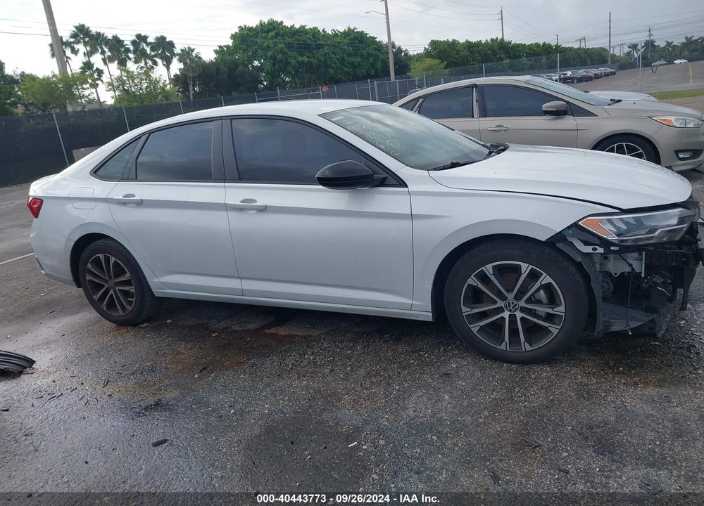 2022 VOLKSWAGEN JETTA 1.5T SPORT VIN: 3VWBM7BU0NM017579