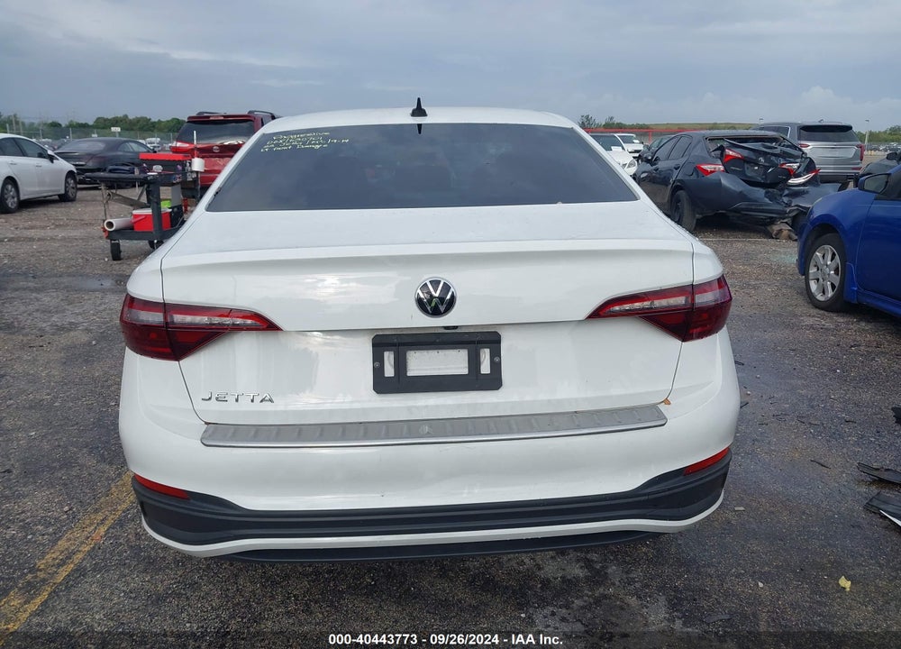2022 VOLKSWAGEN JETTA 1.5T SPORT VIN: 3VWBM7BU0NM017579