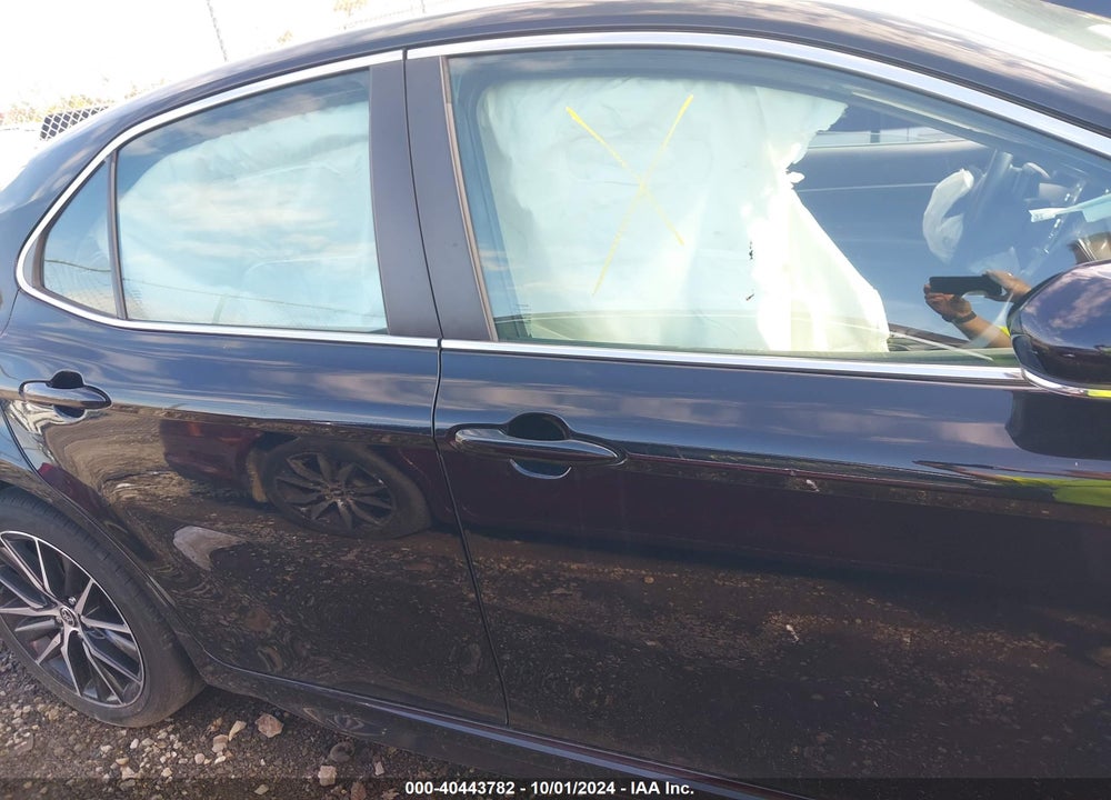 2022 TOYOTA CAMRY SE AWD VIN: 4T1G11BK9NU054103