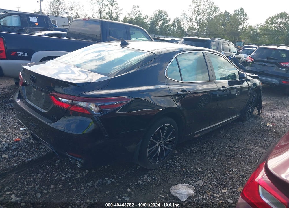 2022 TOYOTA CAMRY SE AWD VIN: 4T1G11BK9NU054103