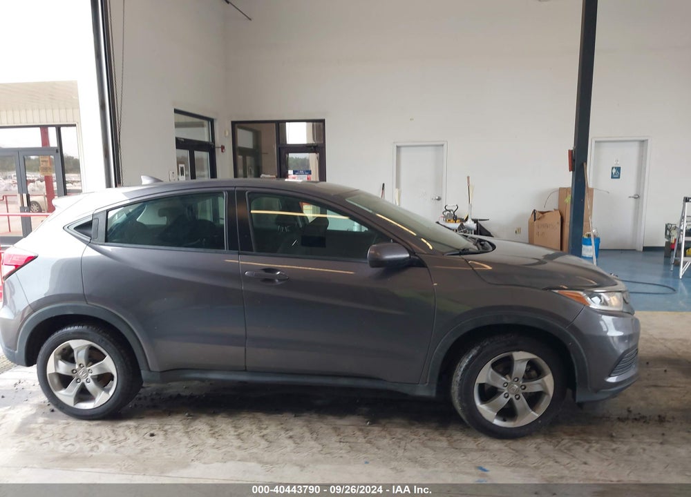 2019 HONDA HR-V LX VIN: 3CZRU5H34KG702628