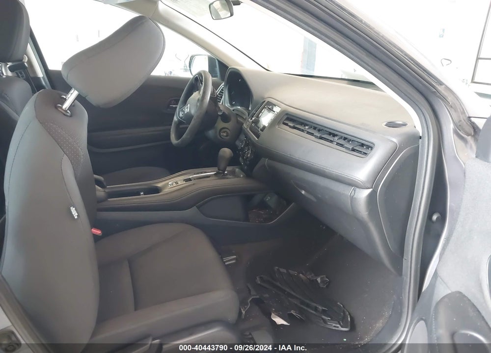 2019 HONDA HR-V LX VIN: 3CZRU5H34KG702628
