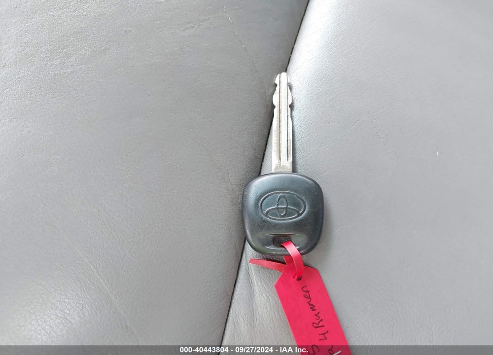 2005 TOYOTA 4RUNNER SR5 SPORT V6 VIN: JTEZU14R250048676