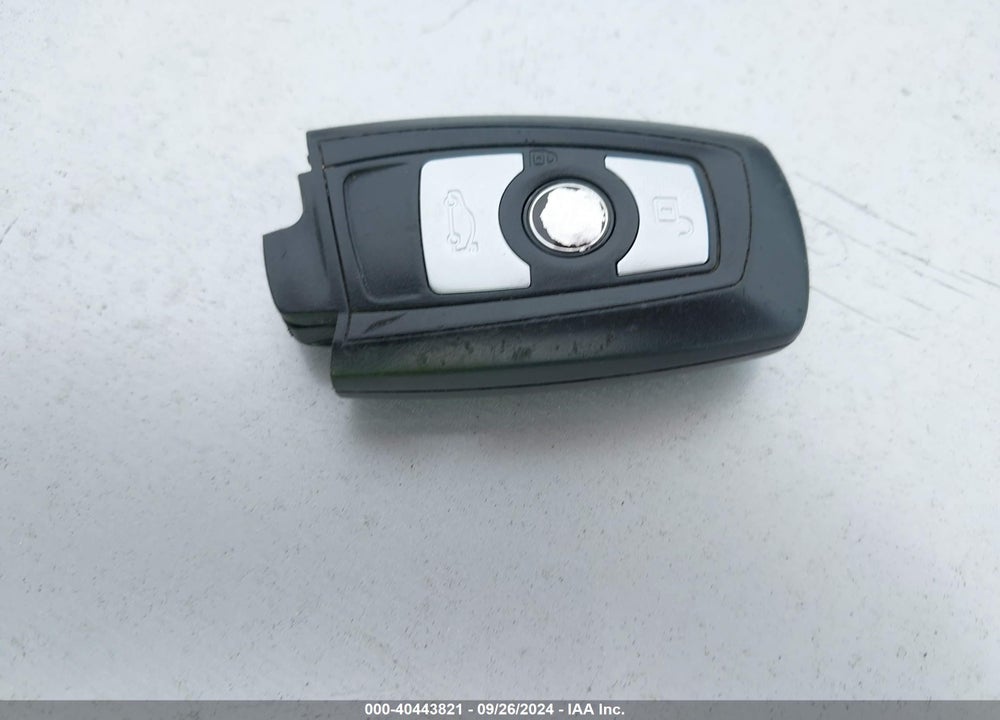 2012 BMW 328I VIN: WBA3A5G57CNP16763
