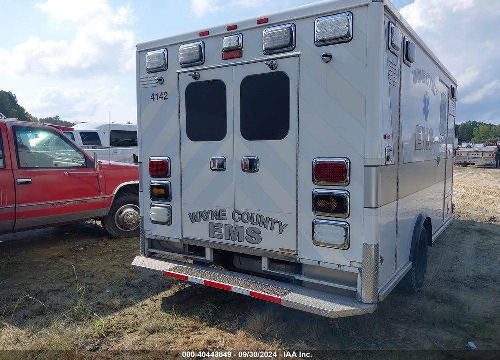 2014 FORD E-450 CUTAWAY VIN: 1FDXE4FS5EDA87096