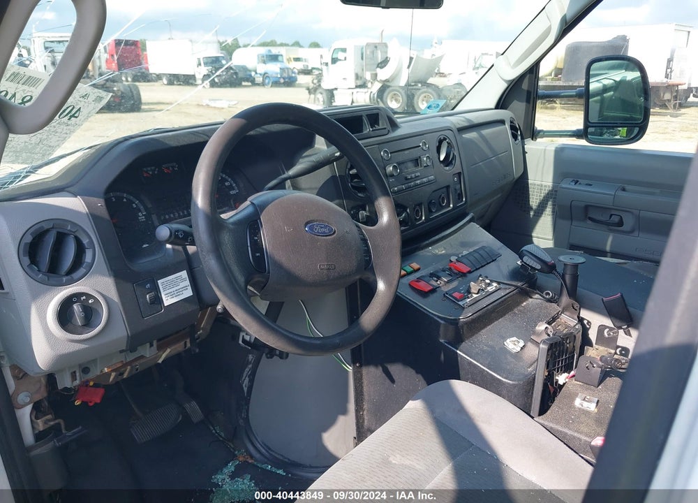 2014 FORD E-450 CUTAWAY VIN: 1FDXE4FS5EDA87096