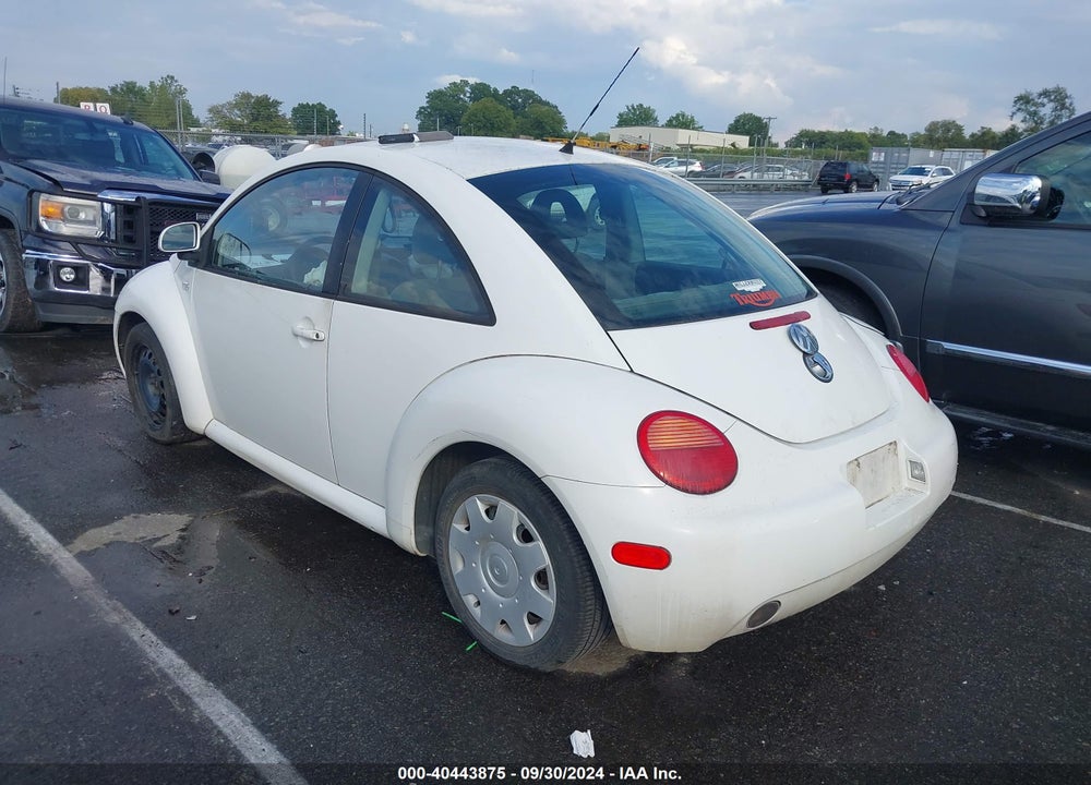 2000 VOLKSWAGEN NEW BEETLE GLS TDI VIN: 3VWCF21C0YM460510