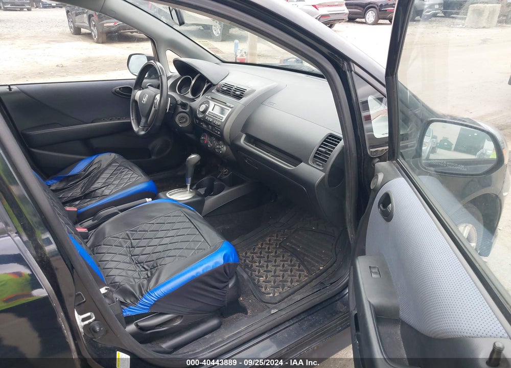 2008 HONDA FIT SPORT VIN: JHMGD38628S021198