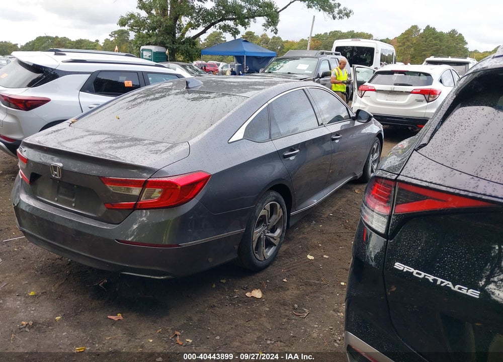 2018 HONDA ACCORD VIN: 1HGCV1F50JA231985