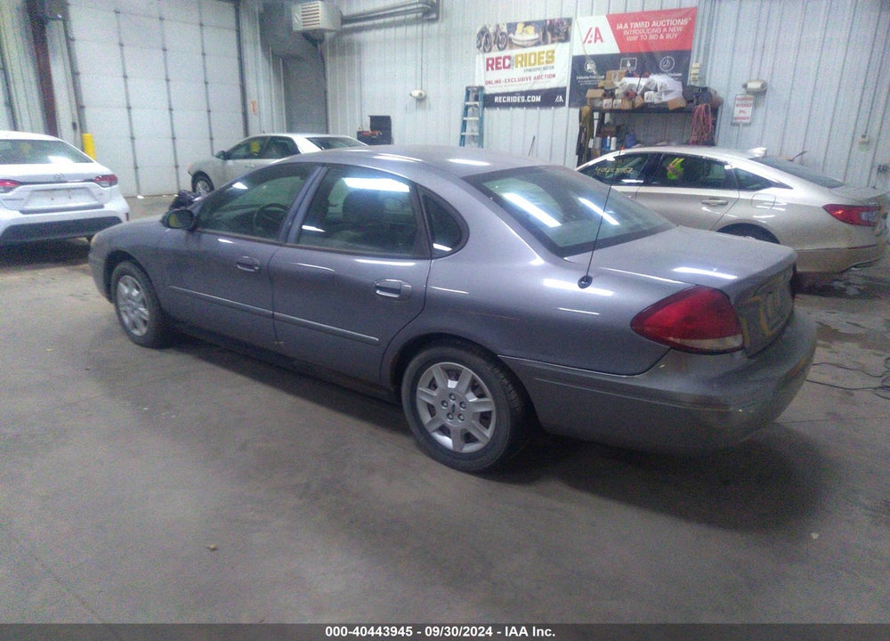 2006 FORD TAURUS SE VIN: 1FAFP53236A228213