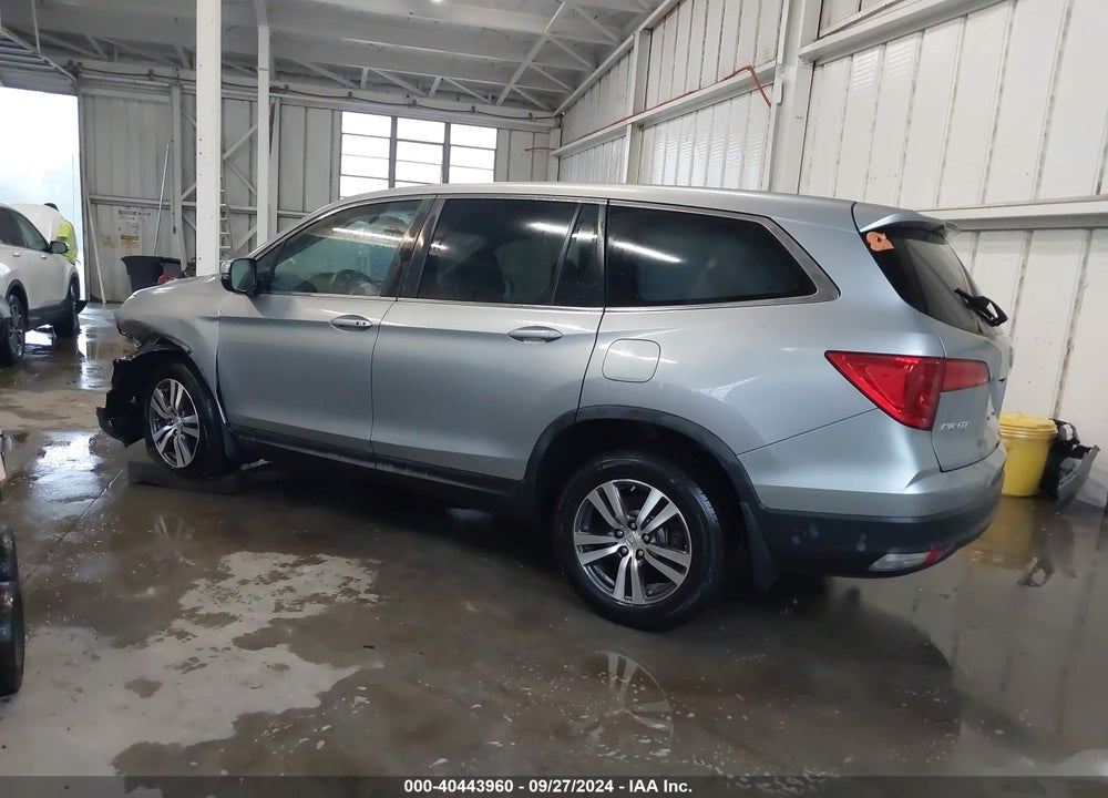 2018 HONDA PILOT EX-L VIN: 5FNYF5H57JB032932
