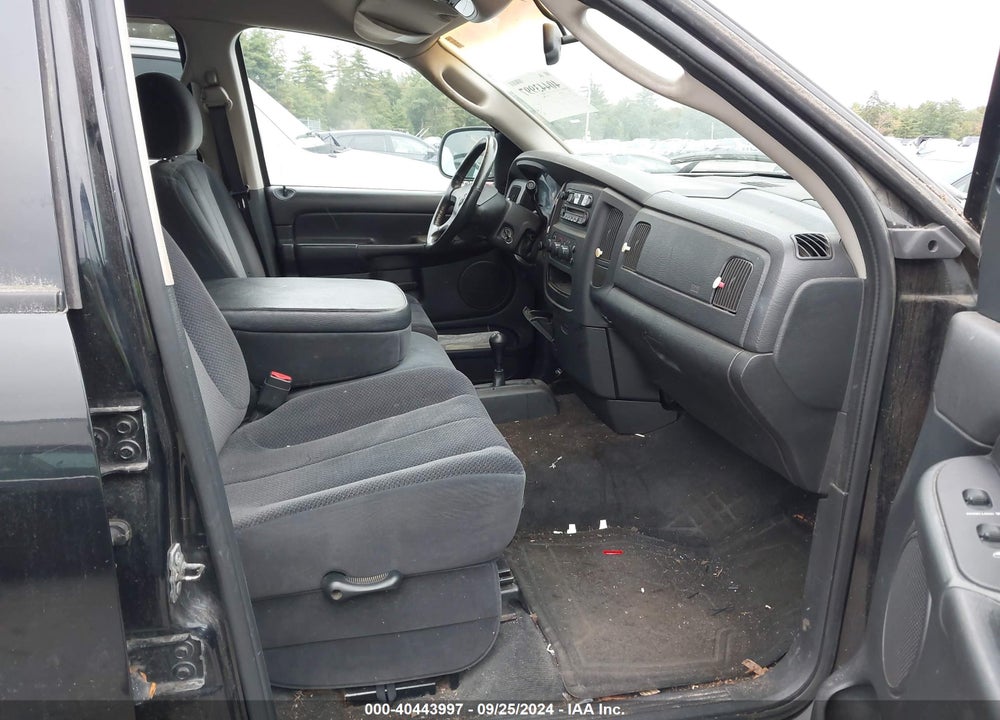 2002 DODGE RAM 1500 ST VIN: 1D7HU18N02J215913