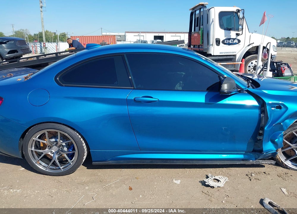 2017 BMW M2 VIN: WBS1H9C37HV888678