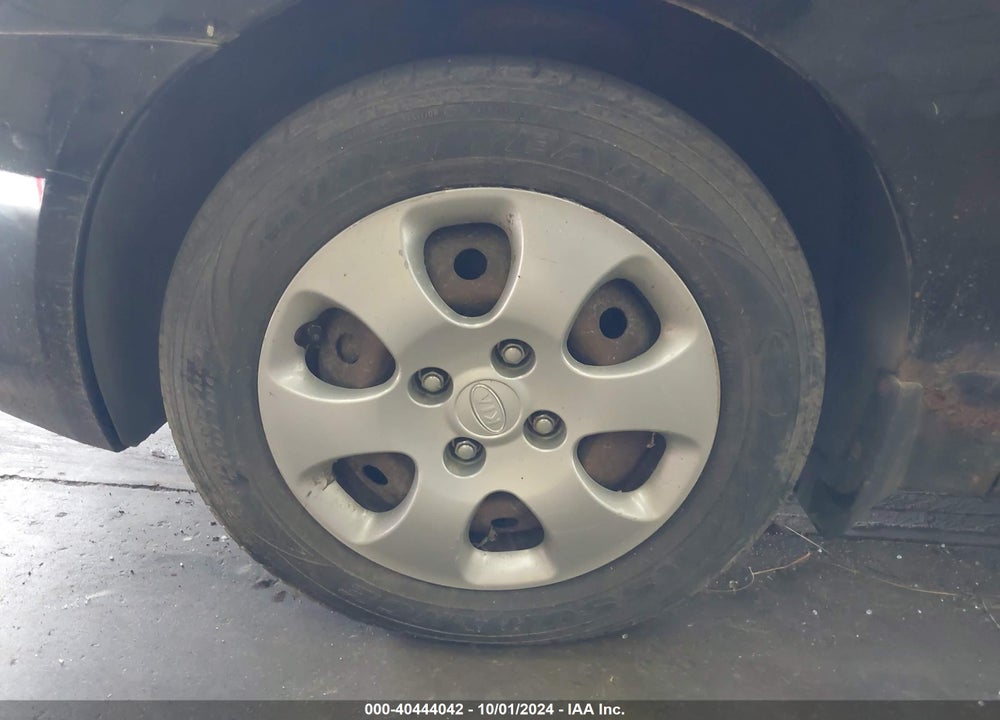 2007 KIA SPECTRA EX VIN: KNAFE121575441611