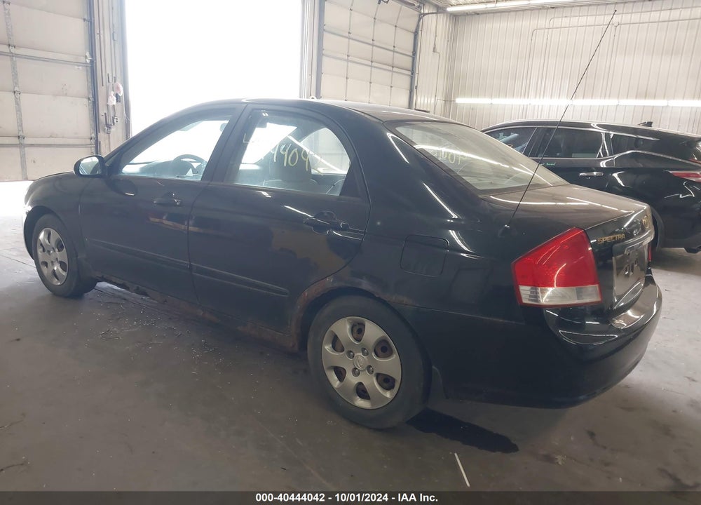 2007 KIA SPECTRA EX VIN: KNAFE121575441611