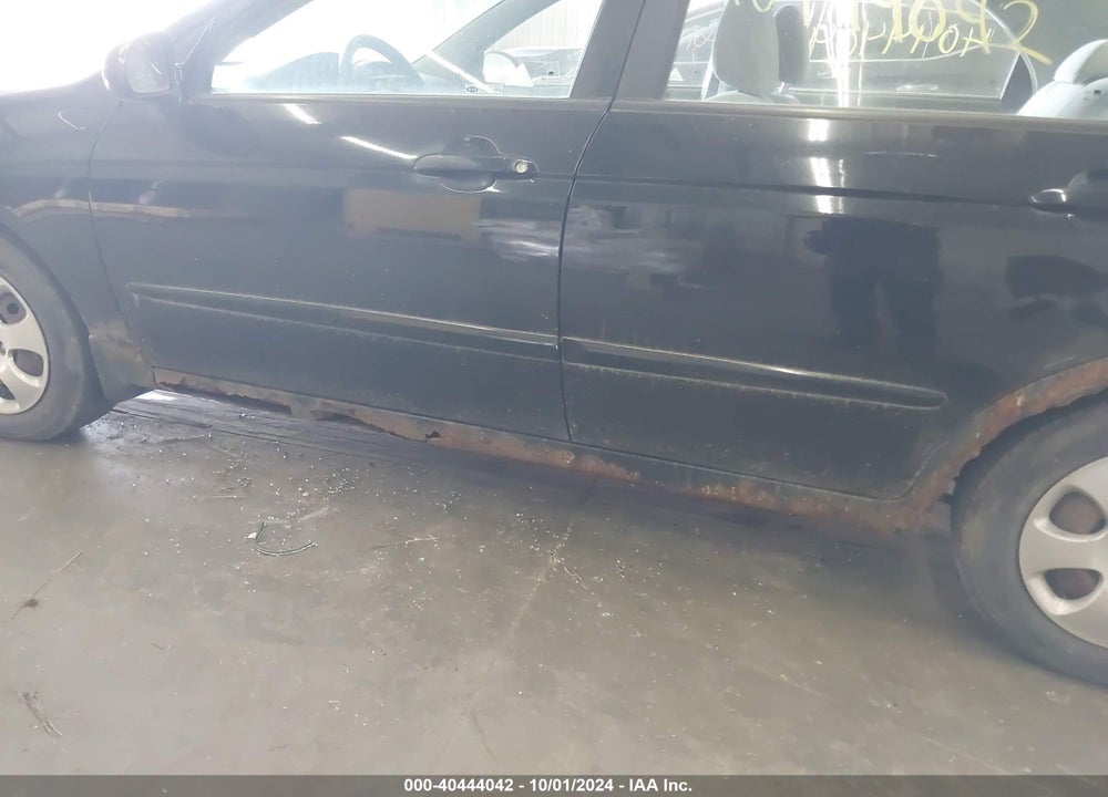 2007 KIA SPECTRA EX VIN: KNAFE121575441611