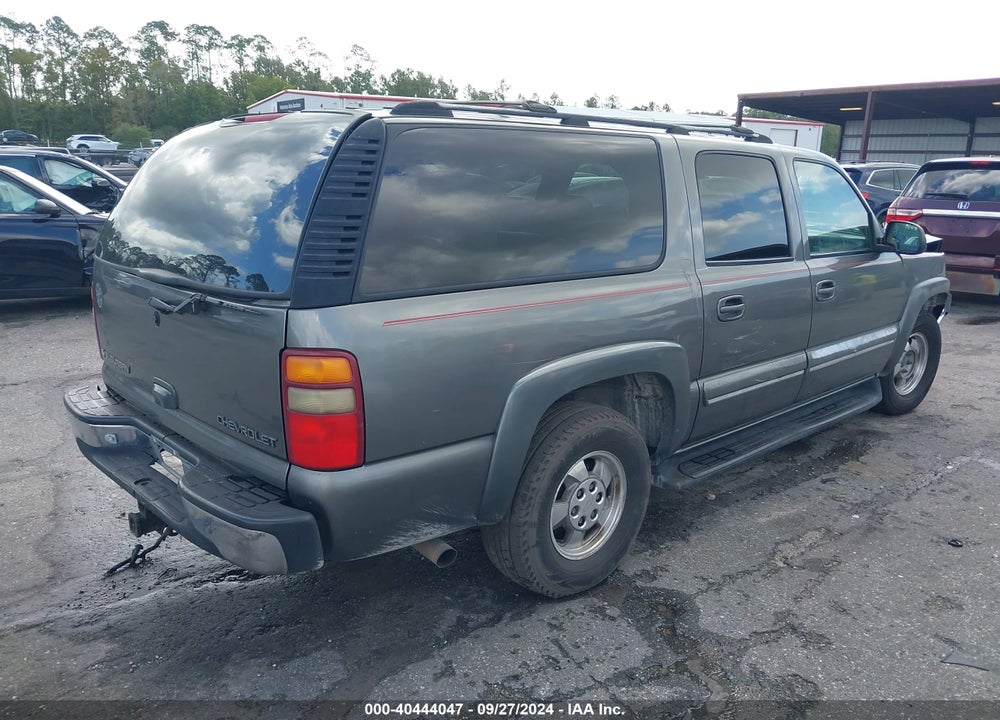 2001 CHEVROLET SUBURBAN 1500 LT VIN: 3GNFK16T81G142399
