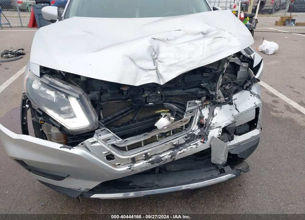 2017 NISSAN ROGUE S VIN: KNMAT2MT6HP541584