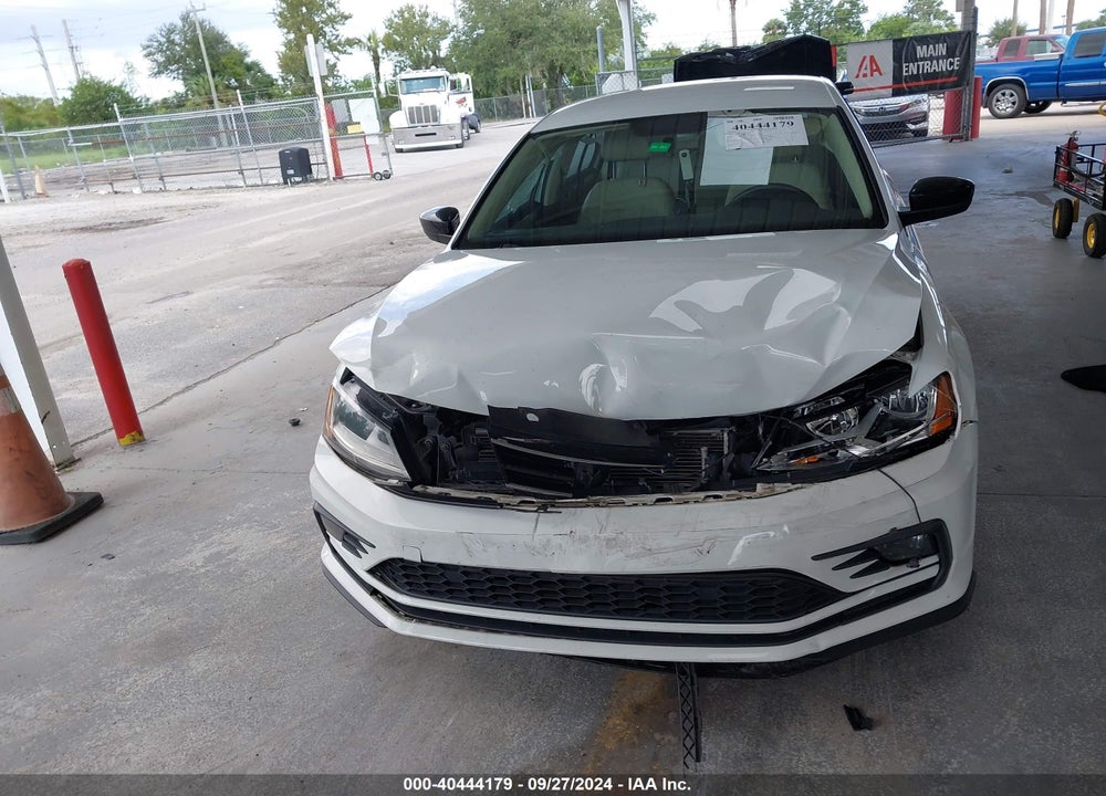 2018 VOLKSWAGEN JETTA 1.4T SE/1.4T WOLFSBURG EDITION VIN: 3VWDB7AJ3JM221373