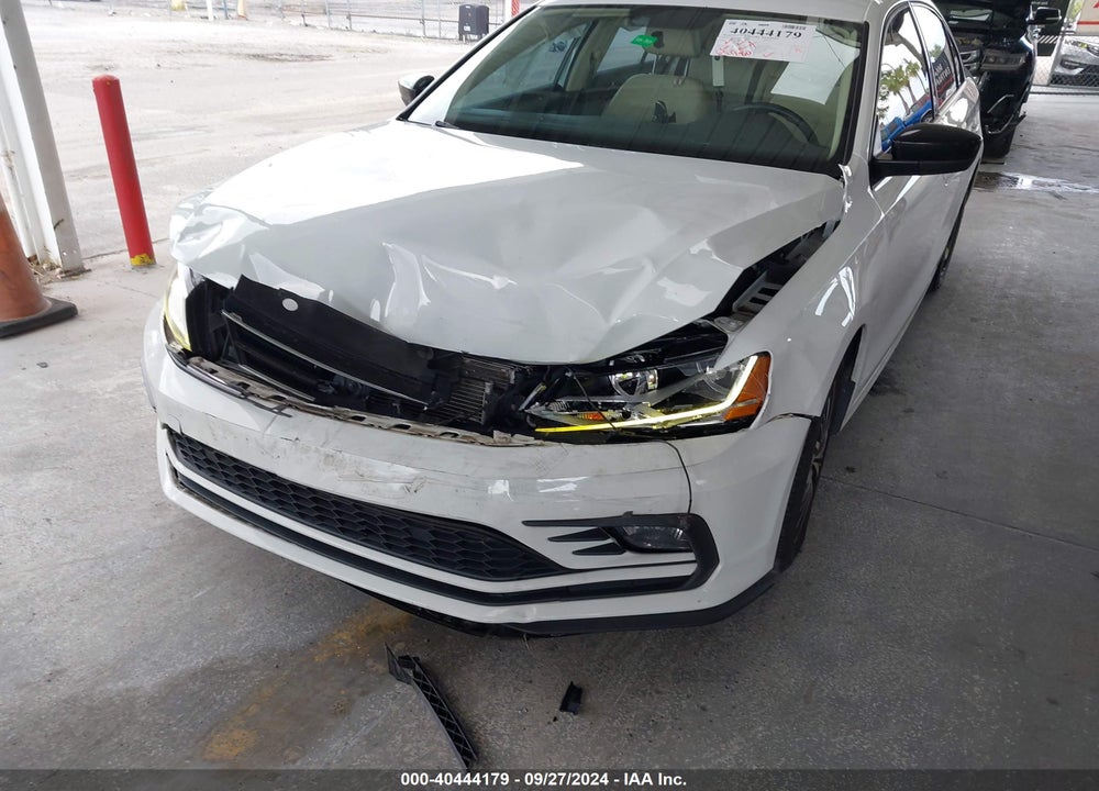 2018 VOLKSWAGEN JETTA 1.4T SE/1.4T WOLFSBURG EDITION VIN: 3VWDB7AJ3JM221373
