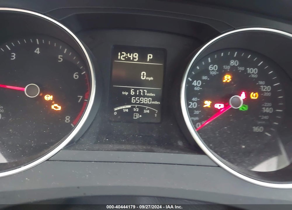 2018 VOLKSWAGEN JETTA 1.4T SE/1.4T WOLFSBURG EDITION VIN: 3VWDB7AJ3JM221373