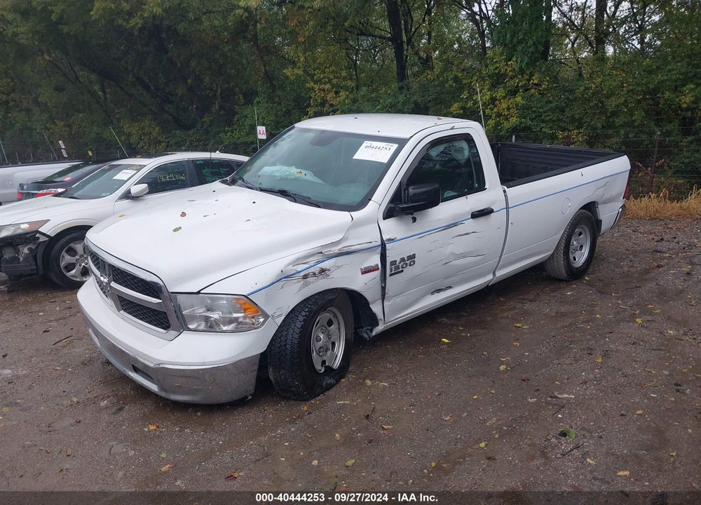 2019 RAM 1500 CLASSIC TRADESMAN REGULAR CAB 4X2 8' BOX VIN: 3C6JR6DT3KG536139