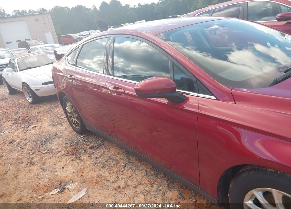 2015 FORD FUSION S VIN: 3FA6P0G79FR134187