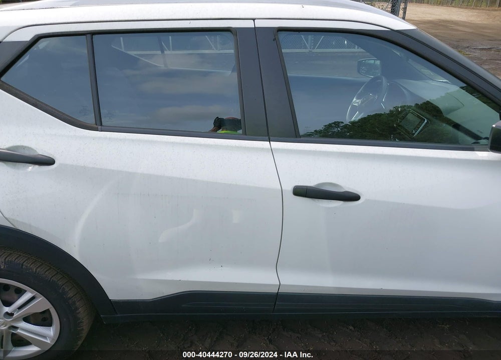 2019 NISSAN KICKS S VIN: 3N1CP5CU3KL511618