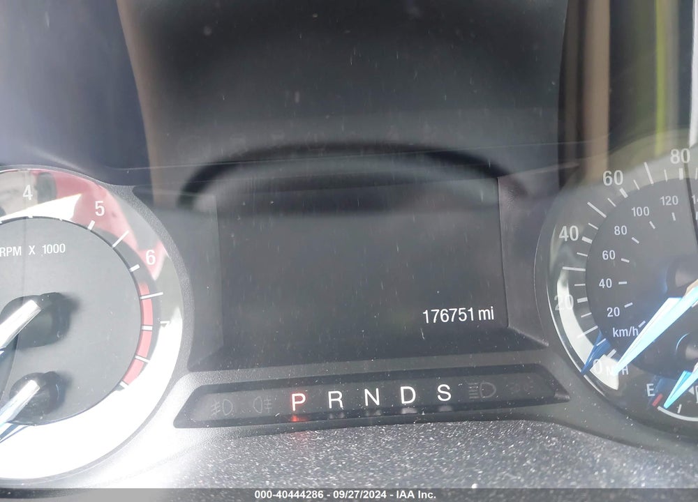 2015 FORD FUSION SE VIN: 1FA6P0HD9F5116392