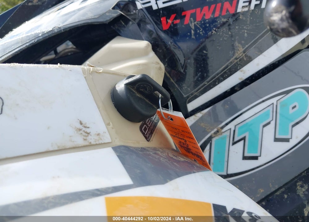 2022 CAN-AM RENEGADE 570 VIN: 3JBMGAV48NJ000013