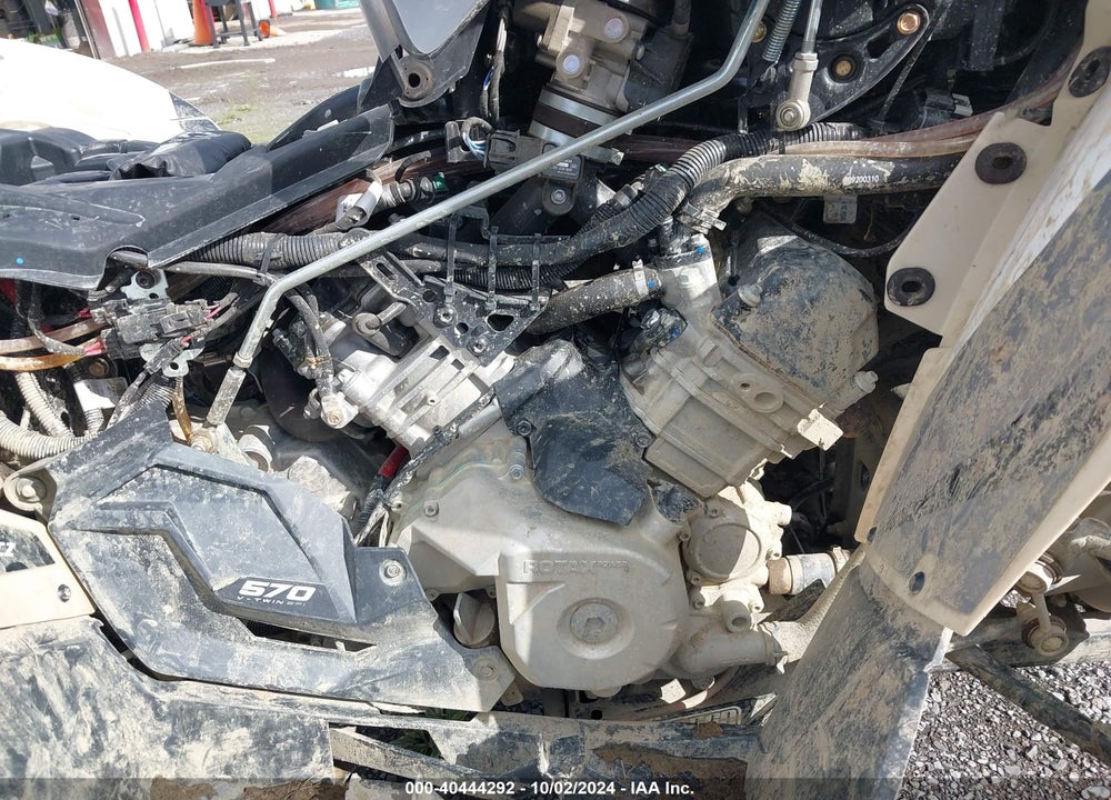 2022 CAN-AM RENEGADE 570 VIN: 3JBMGAV48NJ000013