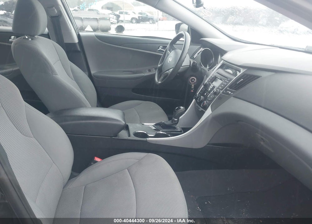 2014 HYUNDAI SONATA GLS VIN: 5NPEB4AC9EH881596