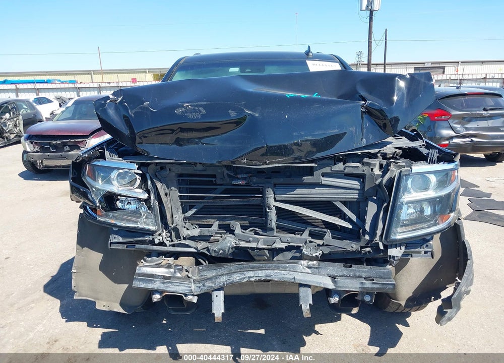 2019 CHEVROLET SUBURBAN LT VIN: 1GNSKHKC1KR335735