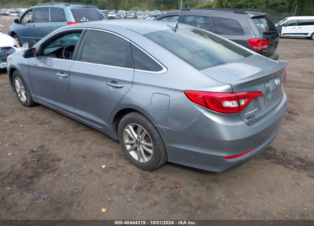 2017 HYUNDAI SONATA VIN: 5NPE24AF7HH564561