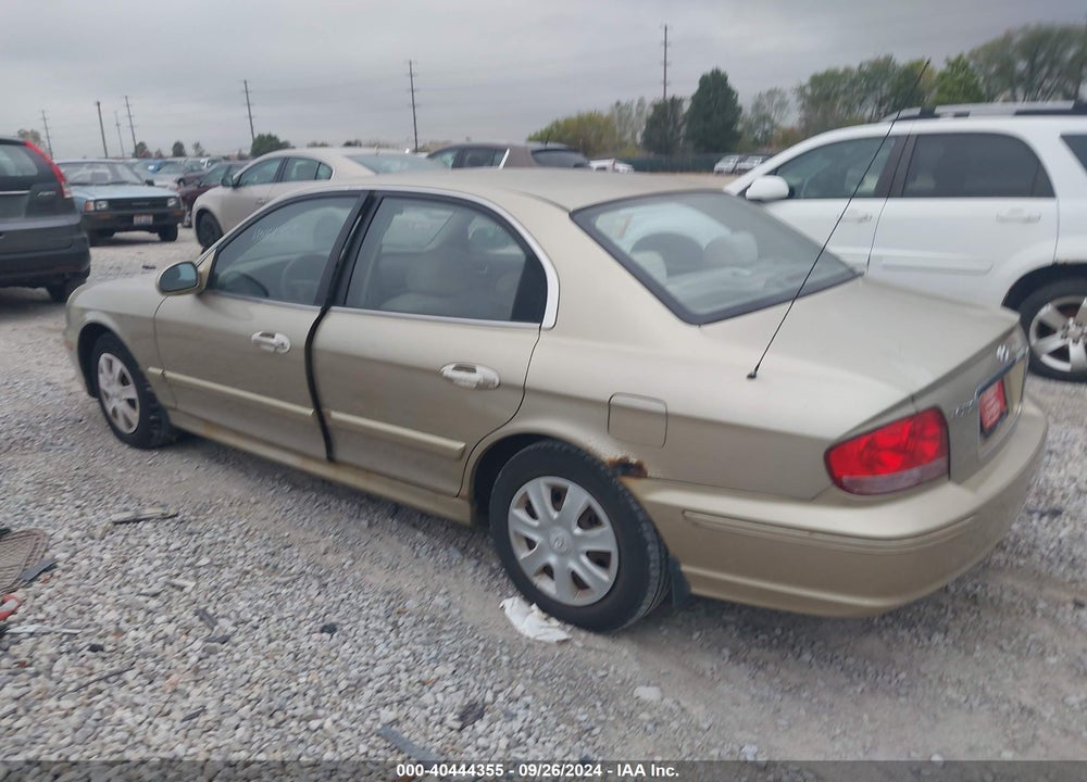 2004 HYUNDAI SONATA VIN: KMHWF25SX4A061866