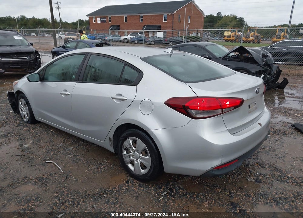 2017 KIA FORTE LX VIN: 3KPFL4A72HE032973