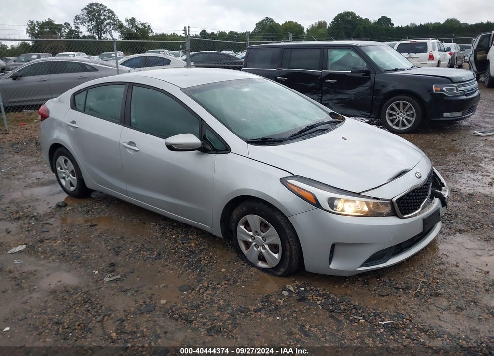 2017 KIA FORTE LX VIN: 3KPFL4A72HE032973