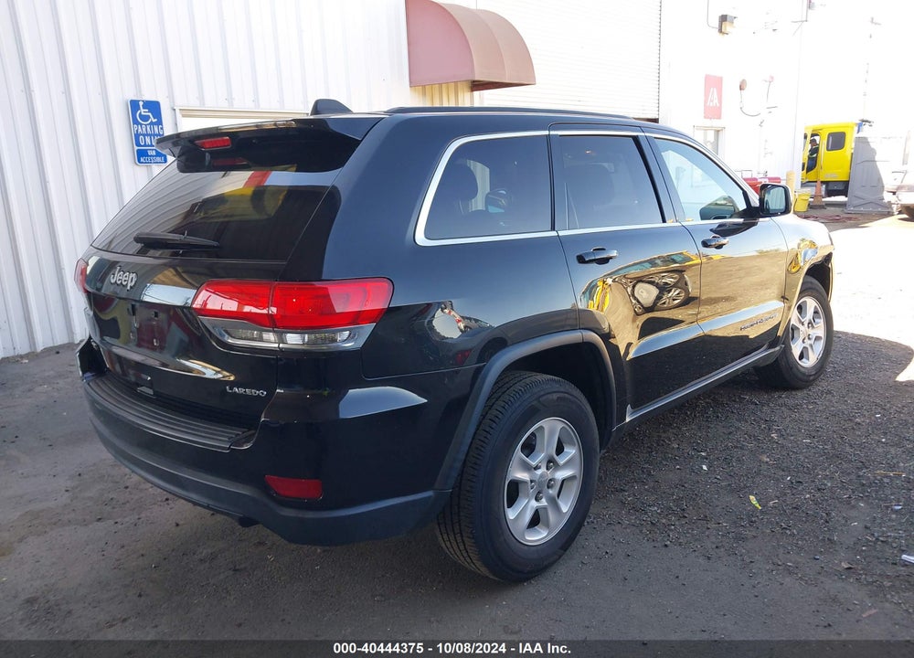 2015 JEEP GRAND CHEROKEE LAREDO VIN: 1C4RJFAG7FC853358