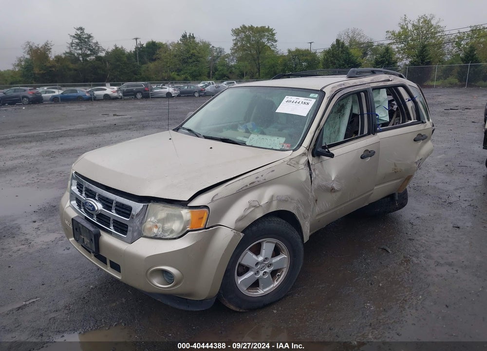 2010 FORD ESCAPE XLS VIN: 1FMCU0C78AKC67107
