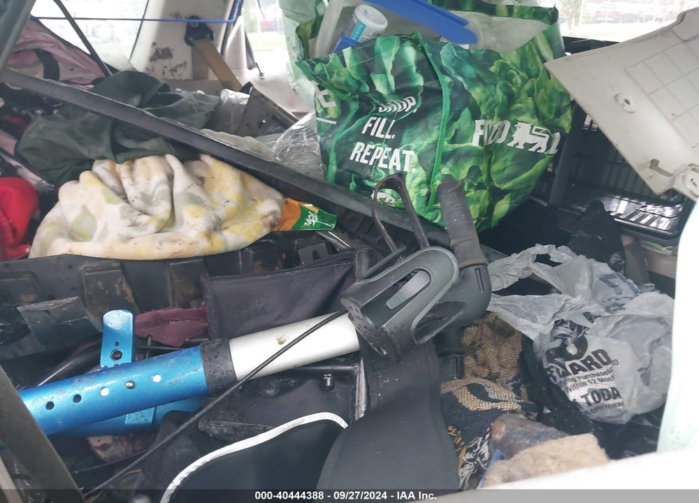 2010 FORD ESCAPE XLS VIN: 1FMCU0C78AKC67107